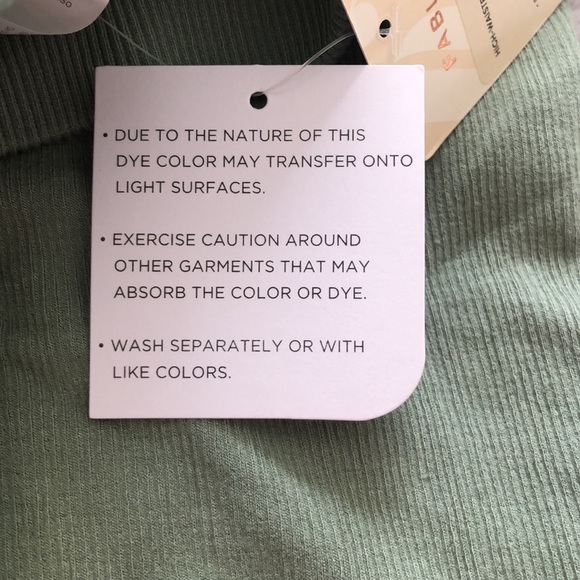 FABLETICS NWT High Waisted Cloudrib Seamless Short - Picture 6 of 7